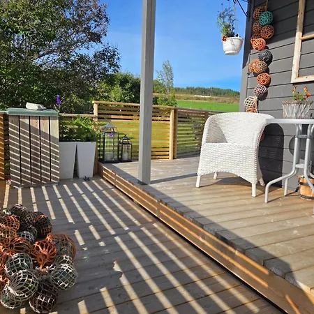 Nyaraló House With A Wiew Lenangsøyra